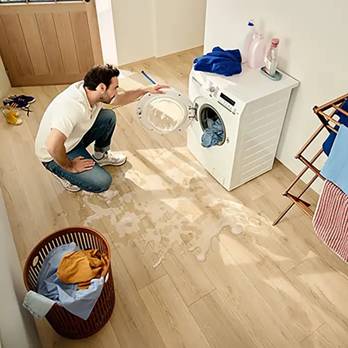 laminatova-podlaha-quick-step-do-kupelne-01